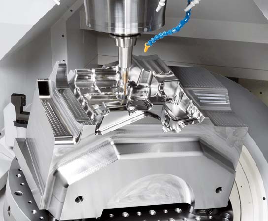 Horizontal milling machine milling large aluminum alloy parts